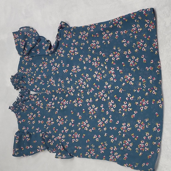 NWOT Teal Green Ruffle-Sleeve Top - Picture 2 of 11